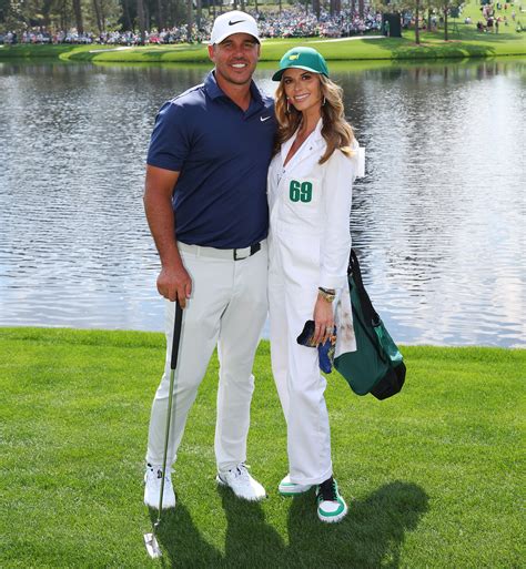 jena koepka|WATCH: Brooks Koepkas Jena Sims gets ready for。